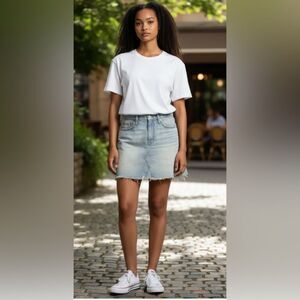 Madewell women’s rigid denim A-line mini skirt size 31